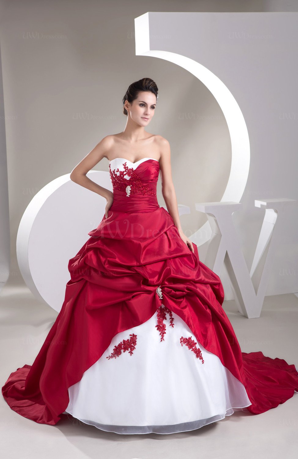 Dark Red Disney Princess Bridal Gowns Ball Gown Expensive Strapless Beaded Amazing UWDress