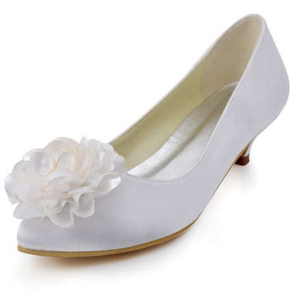 cream closed toe heels